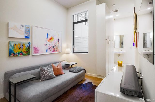 854 Capp Street 1, San Francisco, CA 94110