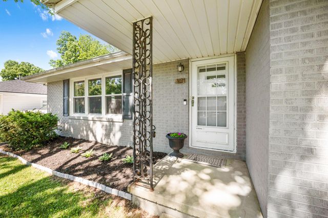 301 Snowden Drive, Winchester, KY 40391