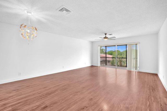 8900 W Sample Road 204, Coral Springs, FL 33065