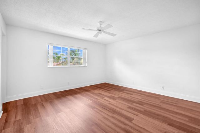8900 W Sample Road 204, Coral Springs, FL 33065