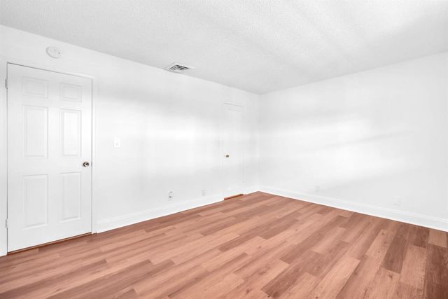 8900 W Sample Road 204, Coral Springs, FL 33065