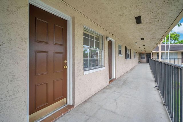 8900 W Sample Road 204, Coral Springs, FL 33065