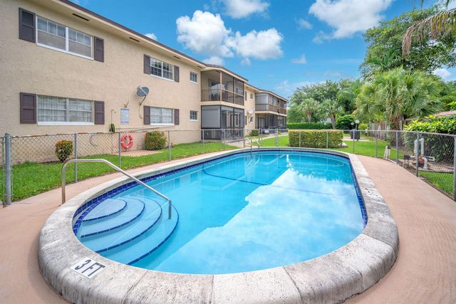 8900 W Sample Road 204, Coral Springs, FL 33065