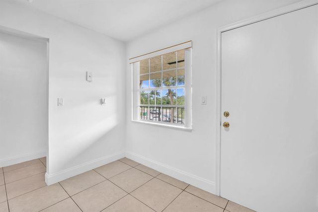 8900 W Sample Road 204, Coral Springs, FL 33065