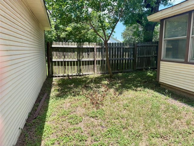 620 W Houston Street, Lovelady, TX 75851