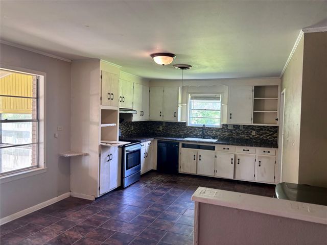 620 W Houston Street, Lovelady, TX 75851