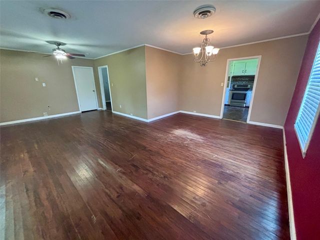620 W Houston Street, Lovelady, TX 75851