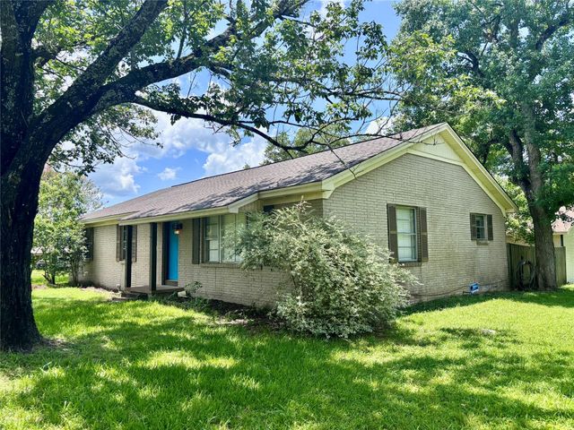 620 W Houston Street, Lovelady, TX 75851