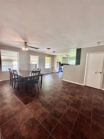 620 W Houston Street, Lovelady, TX 75851