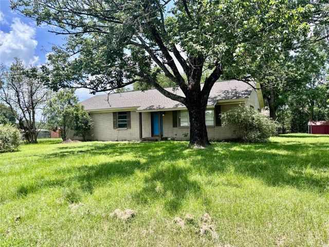 620 W Houston Street, Lovelady, TX 75851