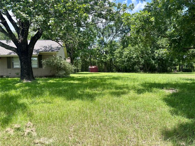 620 W Houston Street, Lovelady, TX 75851