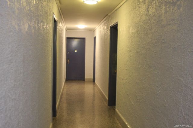 1332 Metropolitan Avenue 6A, Bronx, NY 10462