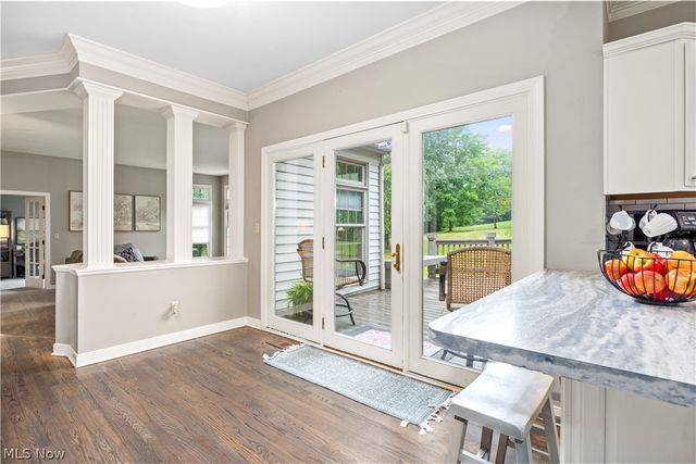 809 Adam Run Drive, Cuyahoga Falls, OH 44223