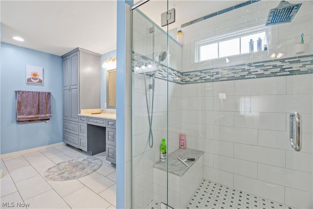 809 Adam Run Drive, Cuyahoga Falls, OH 44223