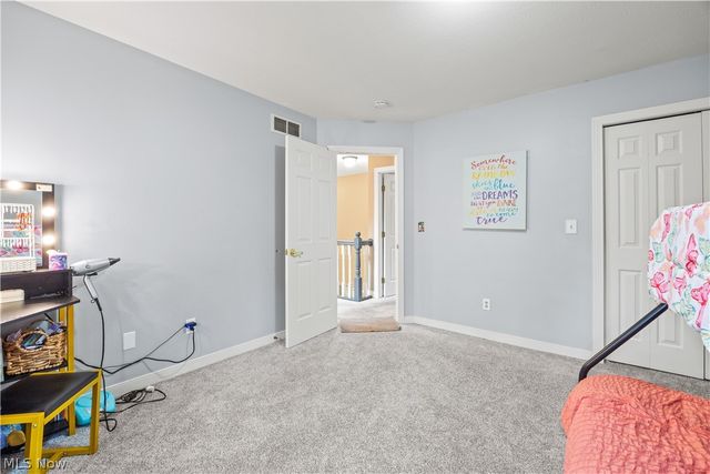 809 Adam Run Drive, Cuyahoga Falls, OH 44223