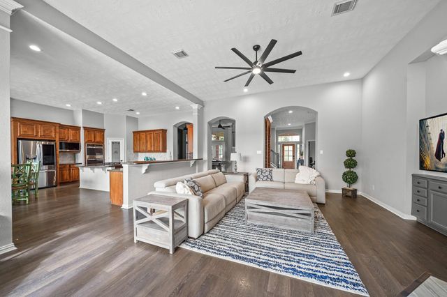 4703 Oxbow Circle W, Fulshear, TX 77441