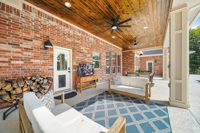 4703 Oxbow Circle W, Fulshear, TX 77441