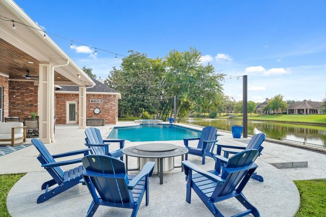 4703 Oxbow Circle W, Fulshear, TX 77441