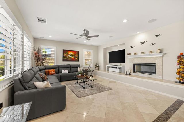 5207 Via Capote, Newbury Park, CA 91320