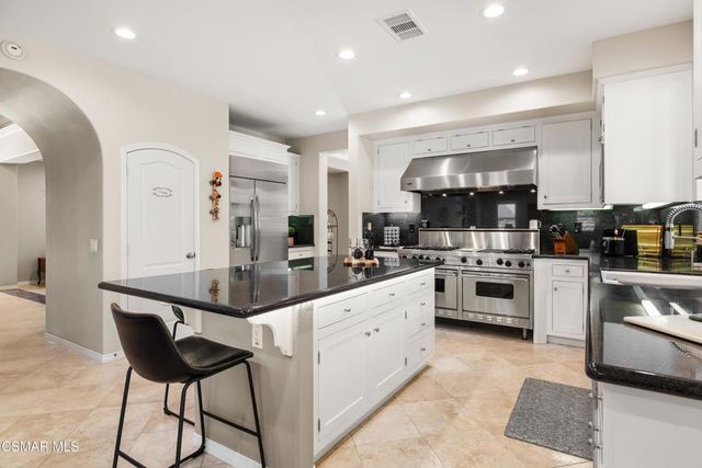 5207 Via Capote, Newbury Park, CA 91320