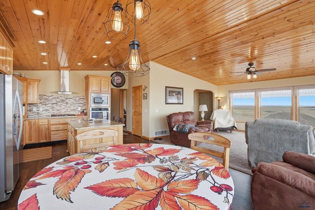 23505 OLD FOLSOM RD, Rapid City, SD 57703