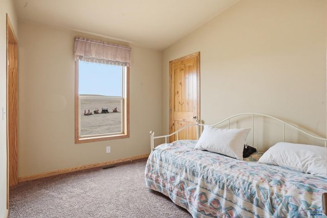23505 OLD FOLSOM RD, Rapid City, SD 57703