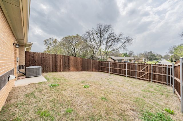 3518 Milan Street, Arlington, TX 76015