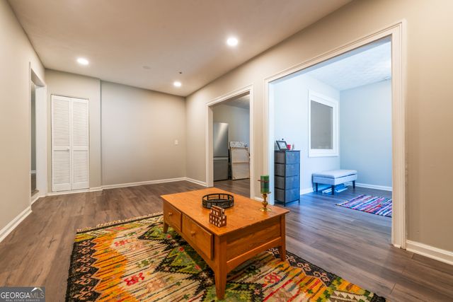 1509 Burnstone Drive, Stone Mountain, GA 30088