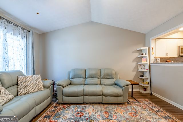 1509 Burnstone Drive, Stone Mountain, GA 30088