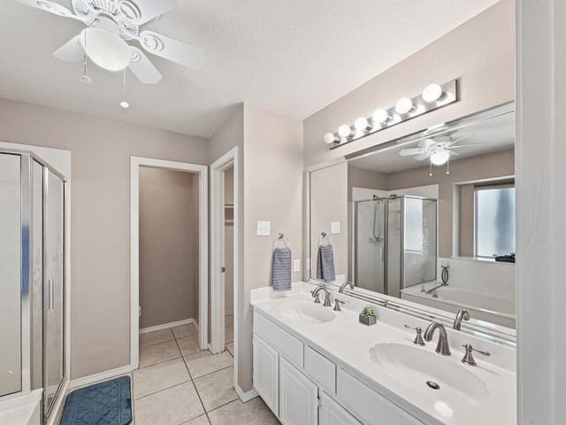 3620 Willow Creek Drive, Midlothian, TX 76065