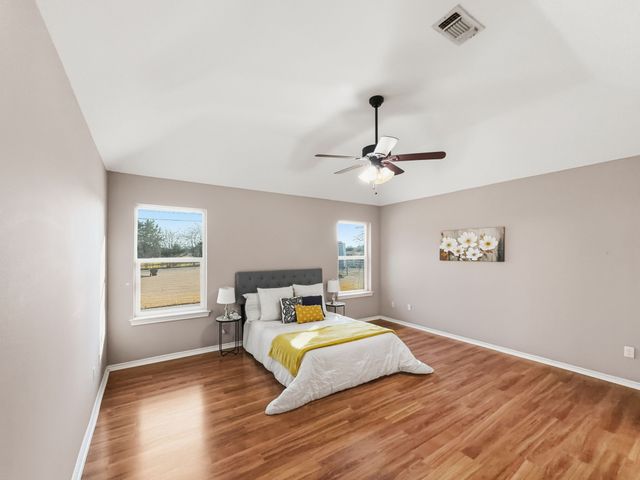 3620 Willow Creek Drive, Midlothian, TX 76065