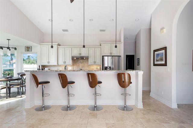 750 WHITE SAND DRIVE NE, St Petersburg, FL 33703