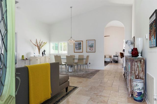 750 WHITE SAND DRIVE NE, St Petersburg, FL 33703