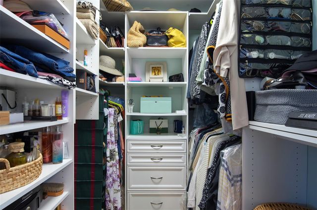 750 WHITE SAND DRIVE NE, St Petersburg, FL 33703