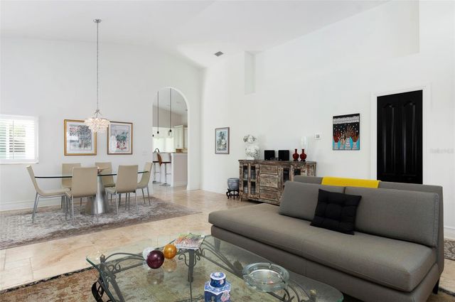 750 WHITE SAND DRIVE NE, St Petersburg, FL 33703