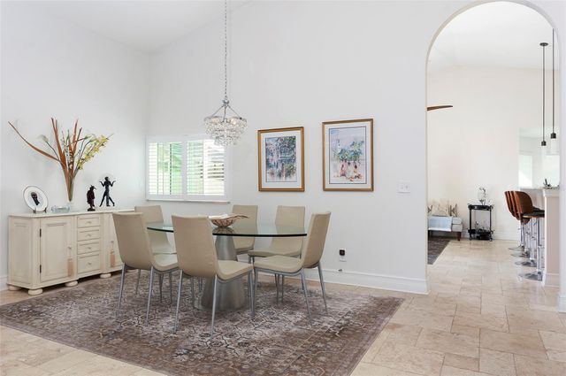 750 WHITE SAND DRIVE NE, St Petersburg, FL 33703