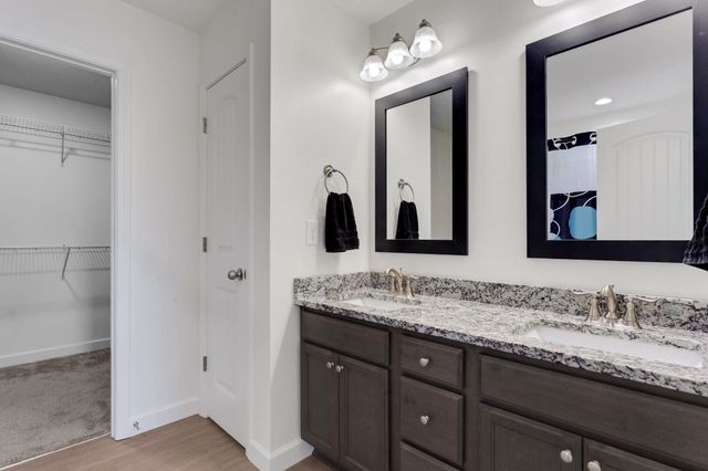 134 James Shands Lane, Wellford, SC 29385