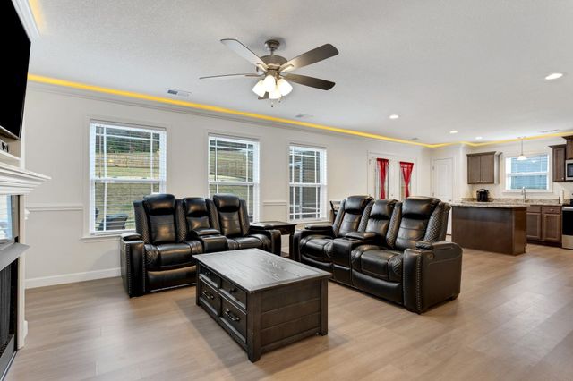 134 James Shands Lane, Wellford, SC 29385