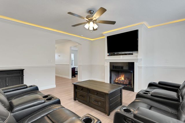 134 James Shands Lane, Wellford, SC 29385