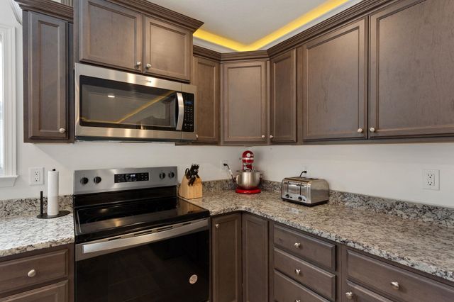 134 James Shands Lane, Wellford, SC 29385