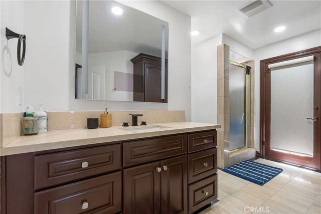 27495 Hidden Trail Road, Laguna Hills, CA 92653