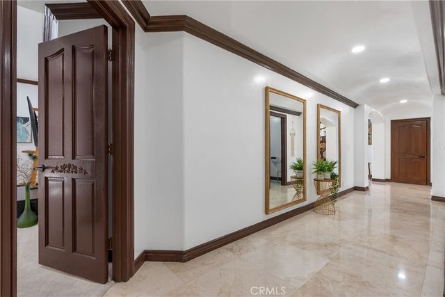 27495 Hidden Trail Road, Laguna Hills, CA 92653