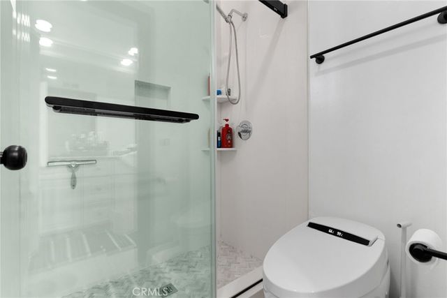 27495 Hidden Trail Road, Laguna Hills, CA 92653