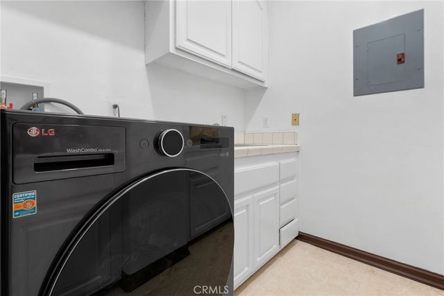 27495 Hidden Trail Road, Laguna Hills, CA 92653