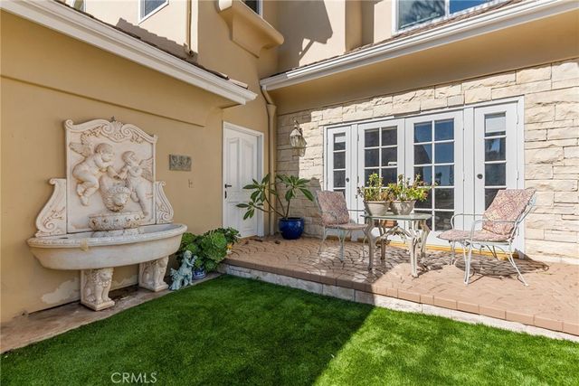 27495 Hidden Trail Road, Laguna Hills, CA 92653