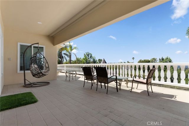 27495 Hidden Trail Road, Laguna Hills, CA 92653