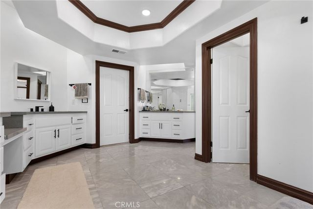 27495 Hidden Trail Road, Laguna Hills, CA 92653