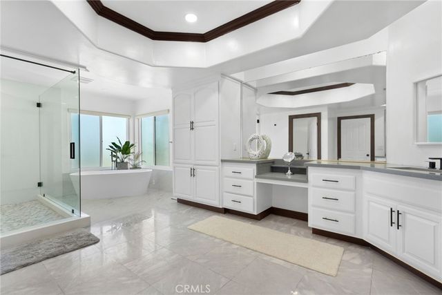 27495 Hidden Trail Road, Laguna Hills, CA 92653