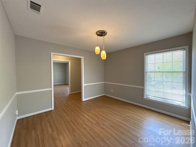906 McLaughlin Drive, Charlotte, NC 28212