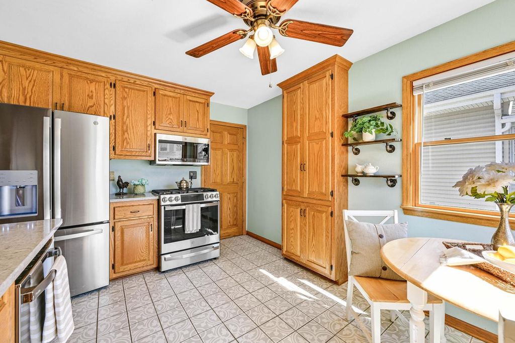 property-img